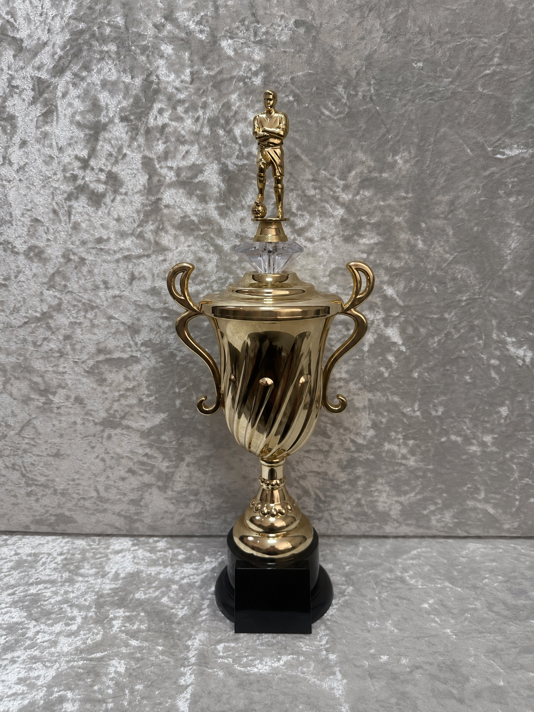 Trofeo Copa Dorada Premium de Fútbol con Jugador, Diamante de Color y Placa Personalizable