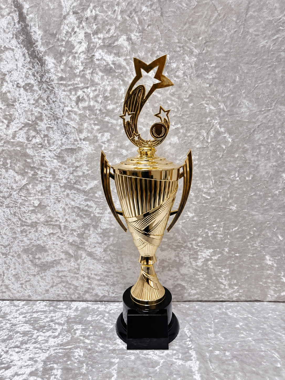 Trofeo Copa Dorada Premium con Estrellas y Placa Personalizable