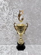 Trofeo Copa Dorada Premium con Estrellas, Diamante de Color y Placa Personalizable