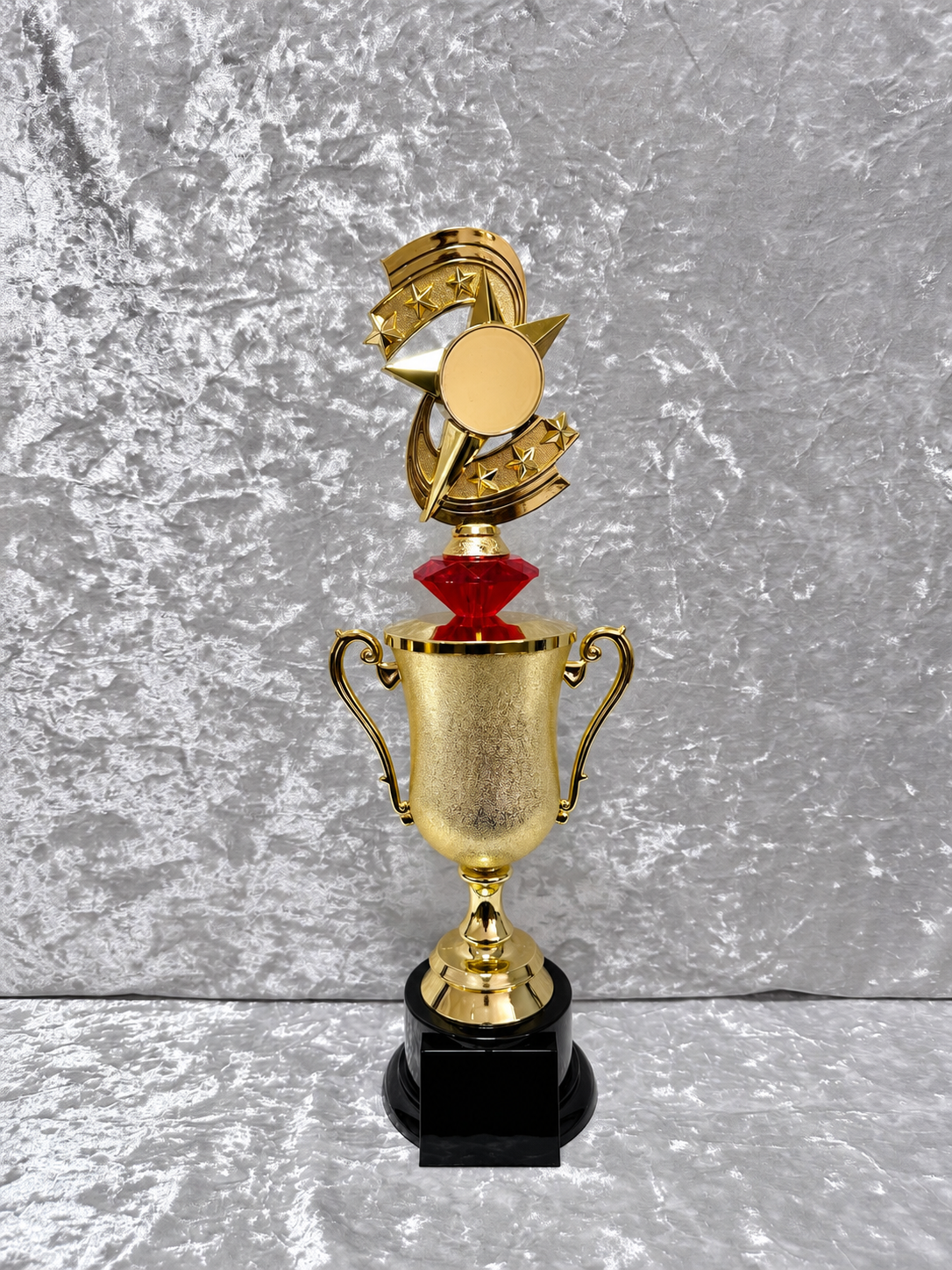 Trofeo Copa Dorada Premium con Estrellas, Diamante de Color, Emblema Circular y Placa Personalizable