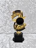 Trofeo Dorado y Negro de Estrellas con Emblema Circular y Placa Personalizable