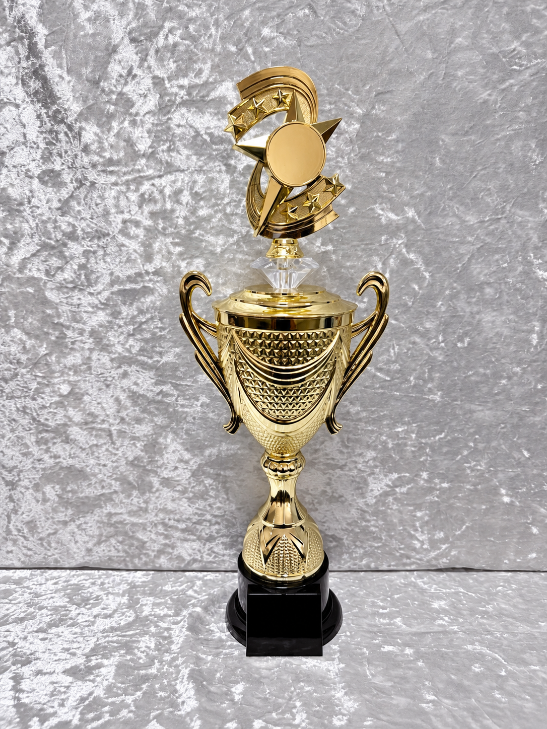Trofeo Copa Dorada Premium con Estrellas, Diamante de Color y Emblema Personalizable