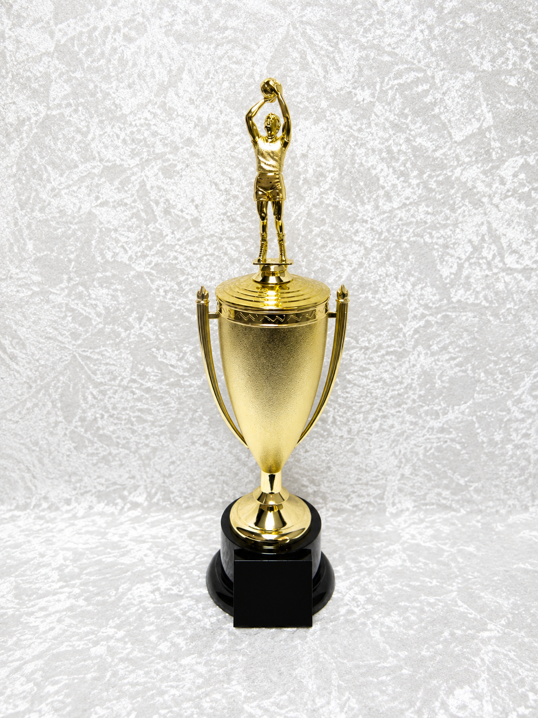 Trofeo Copa de Baloncesto con Jugador y Base Negra