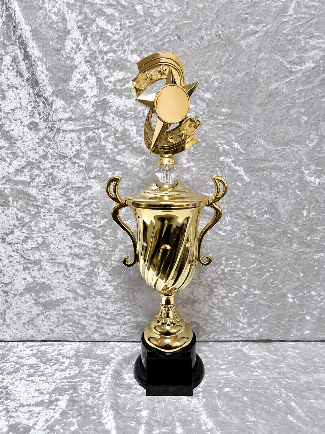 Trofeo Copa Dorada Premium con Diseño Espiral, Estrellas, Diamante Personalizable y Placa Personalizada
