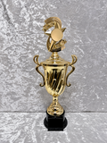 Trofeo Copa Dorada Premium con Diseño Espiral, Estrellas, Emblema Circular y Placa Personalizable