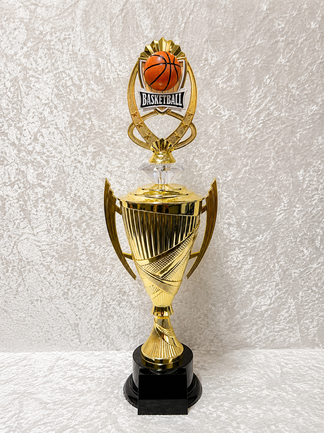 Trofeo de Baloncesto Copa Dorada con Topper y Opciones de Diamante