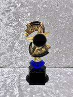 Trofeo Dorado y Negro de Estrellas con Diamante de Color, Emblema Circular y Placa Personalizable