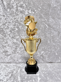 Trofeo Copa Dorada Premium con Estrellas, Emblema Circular y Placa Personalizable