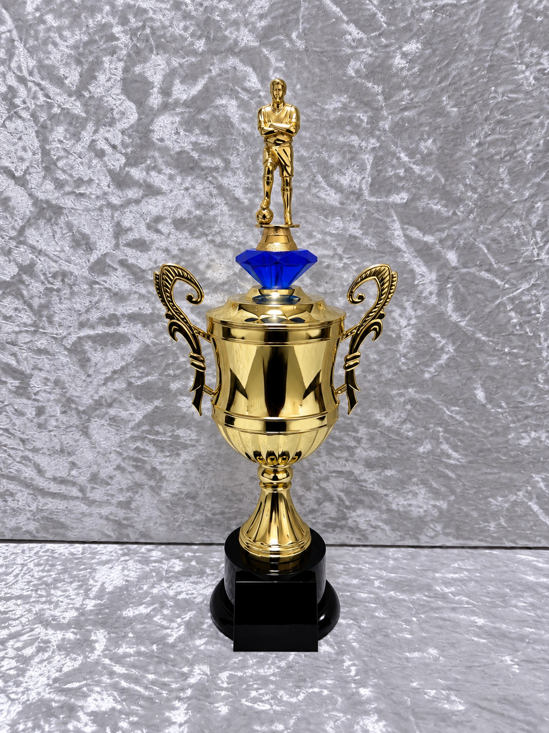Trofeo Copa Dorada Premium de Fútbol con Jugador, Diamante y Placa Personalizable