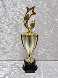 Trofeo Copa Dorada Premium con Diseño de Estrellas y Placa Personalizable