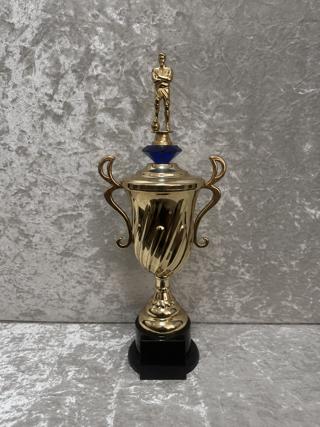 Trofeo Copa Dorada Premium de Fútbol con Jugador, Diamante de Color y Placa Personalizable