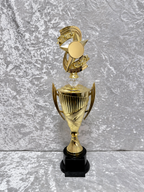 Trofeo Copa Dorada Premium con Estrellas, Diamante de Color y Placa Personalizable