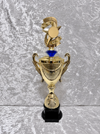 Trofeo Copa Dorada Premium con Estrellas, Diamante de Color y Emblema Personalizable