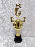 Trofeo Copa Dorada Premium con Estrellas, Diamante de Color y Placa Personalizable
