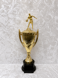 Trofeo de Baloncesto con Copa Dorada