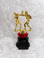 Trofeo de Boxeo con Dos Peleadores y Diamante Decorativo