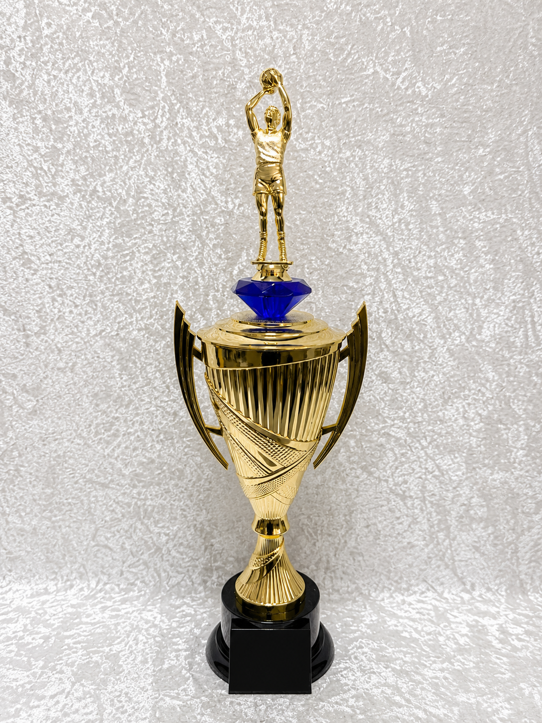 Trofeo Copa de Baloncesto Masculino con Figura de Jugador y Opción de Diamante