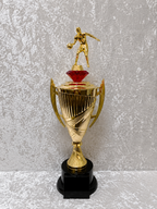 Trofeo de Baloncesto con Copa Dorada, Figura de Jugador y Diamante Decorativo